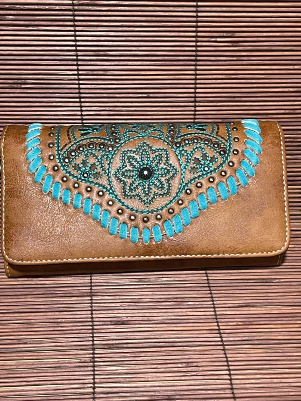 Montana West Concho Embroidered Tribal Mandala Style-Turquoise Tri-fold Wallet